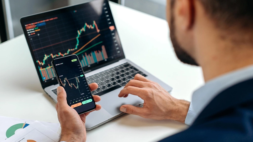 QuantaviraAI Trading Plattform
